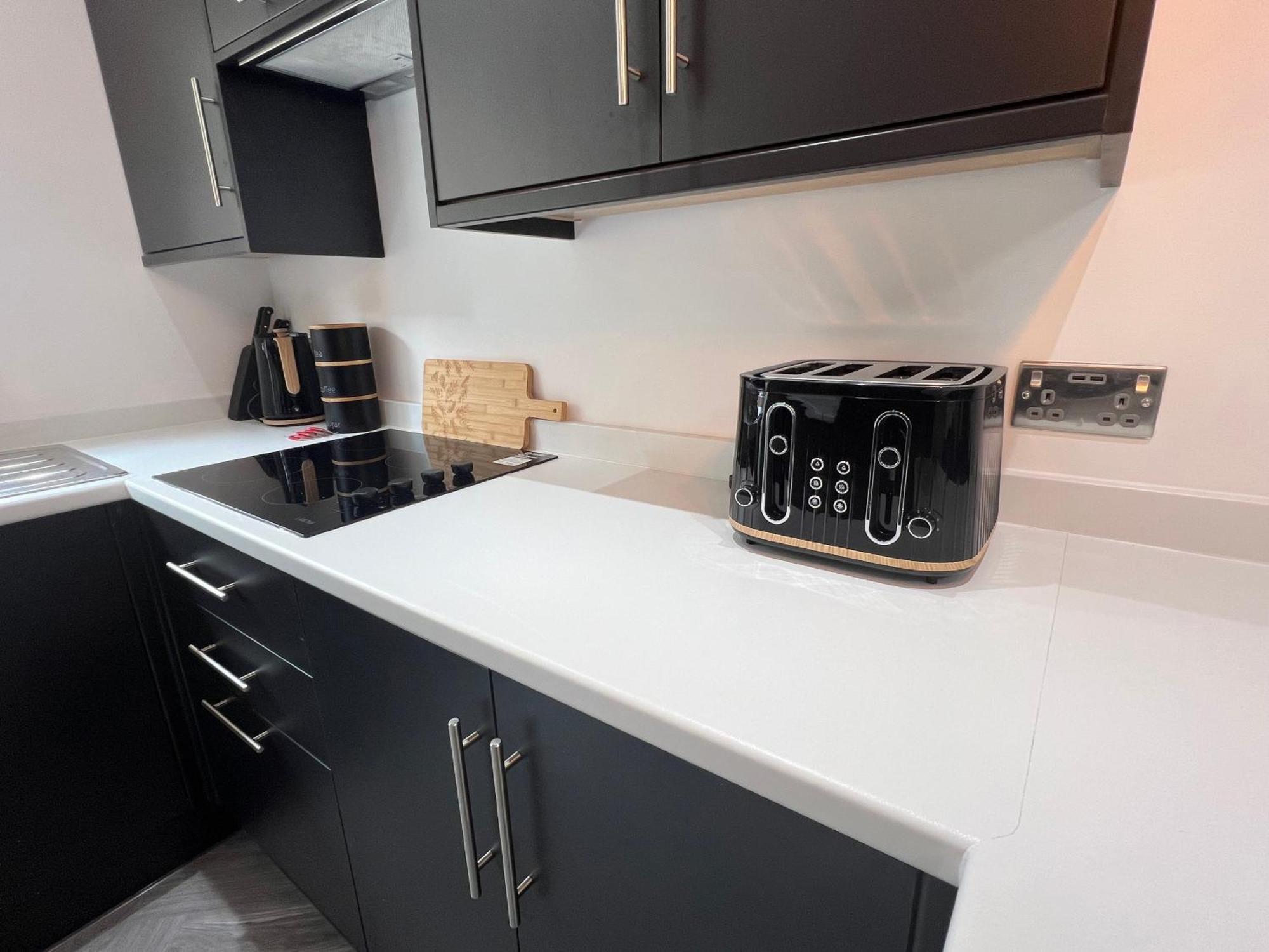 Stylish Flat In London * Harold Wood